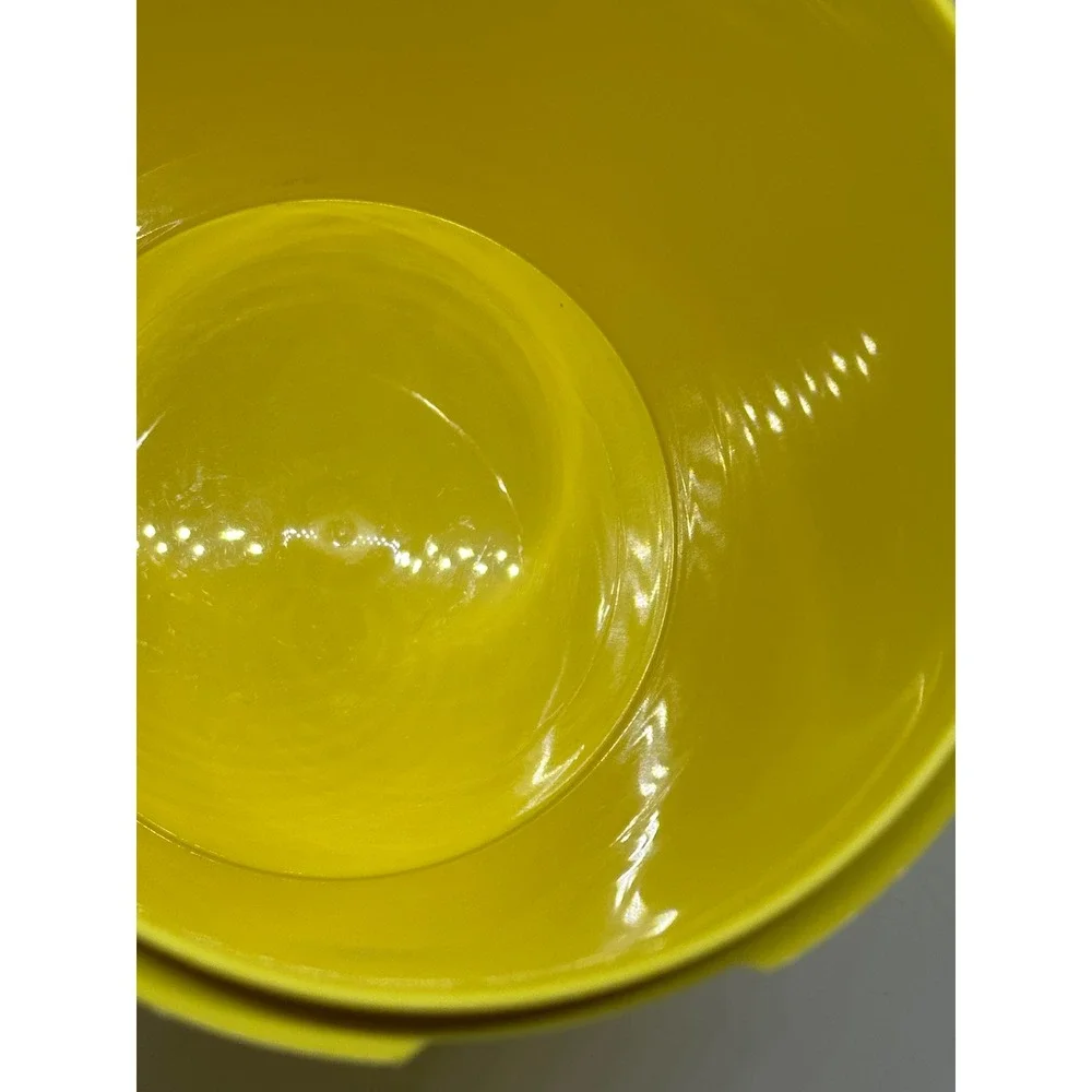 VTG Tupperware Canister Yellow Sunburst Seal Starburst Retro Kitchen Storage